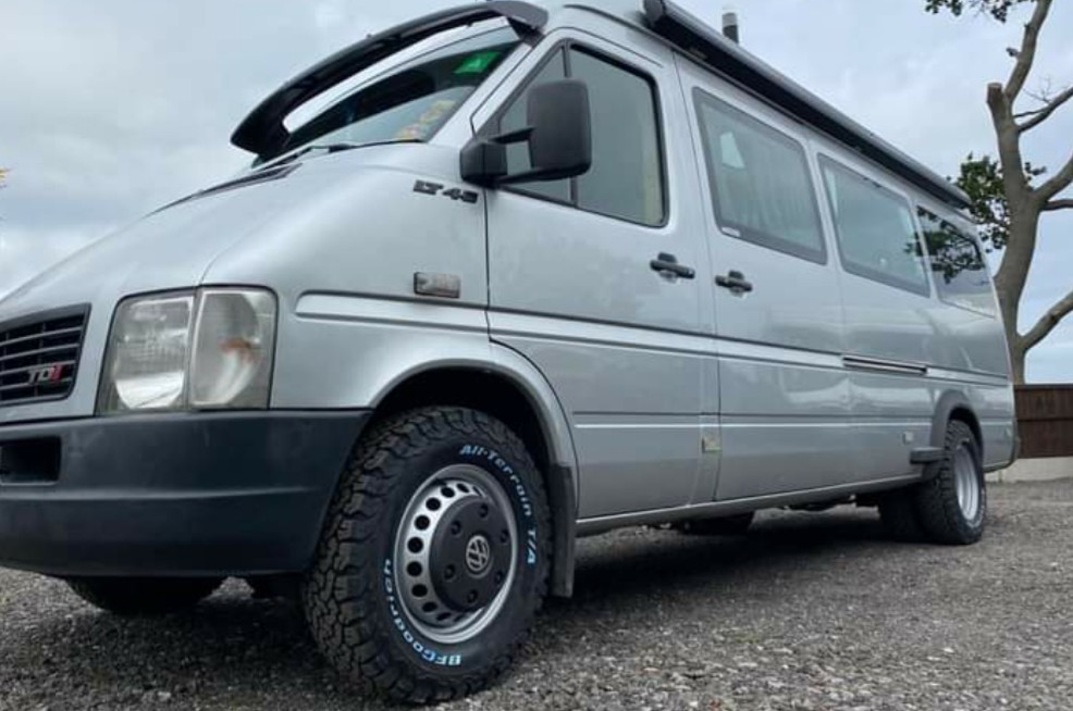 215/80 15 MT Volkswagen LT46 front